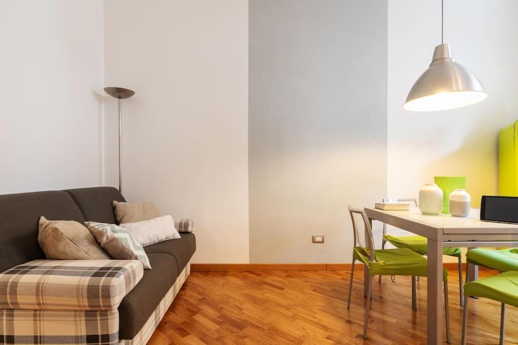 Eva Flexyrent Apartment Milano Ngoại thất bức ảnh